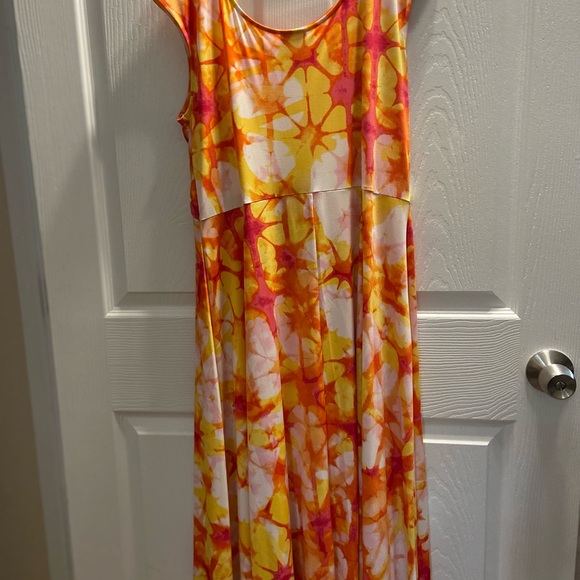 Ruby Rd. Orange and Yellow Patterned Top - Picture 2 of 3